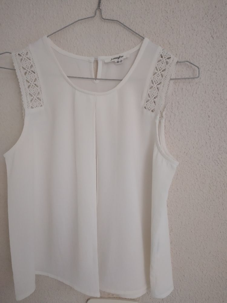 chemise sans manches blanche 