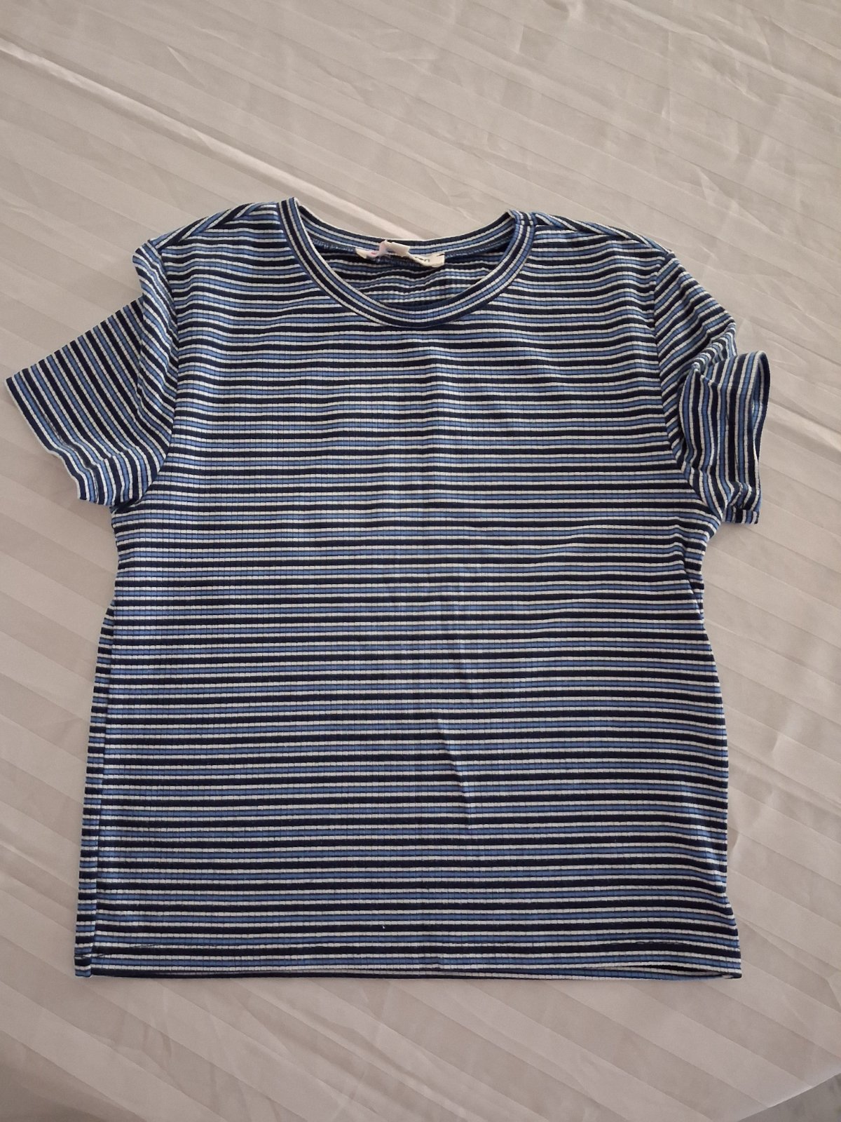 Pull demi manche taillé M
