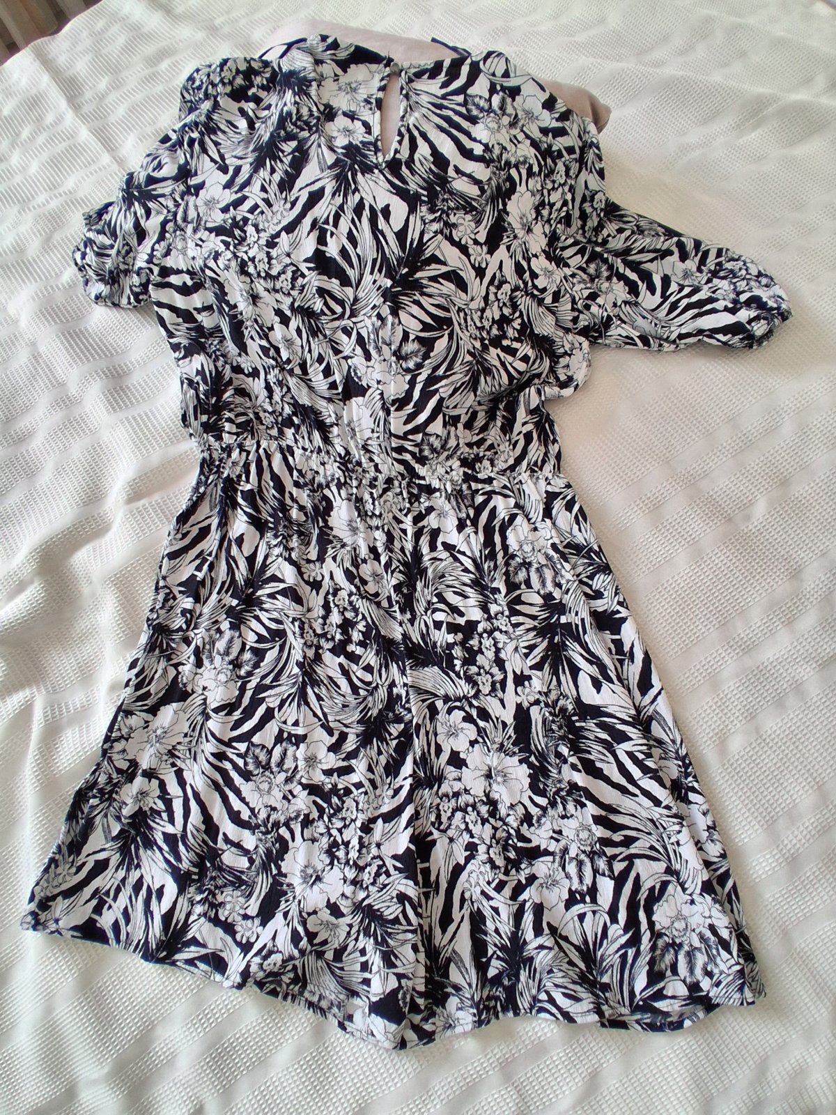 Combinaison short  demi manche  taille L 
