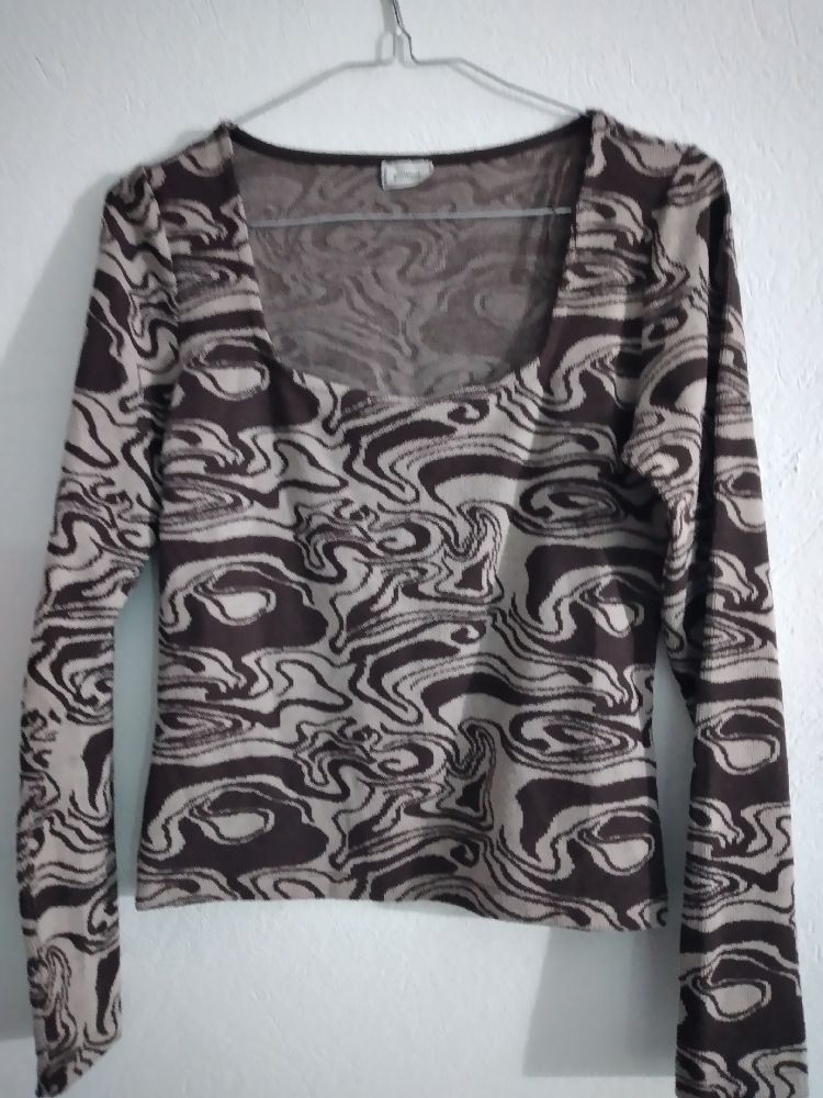 pull taille M