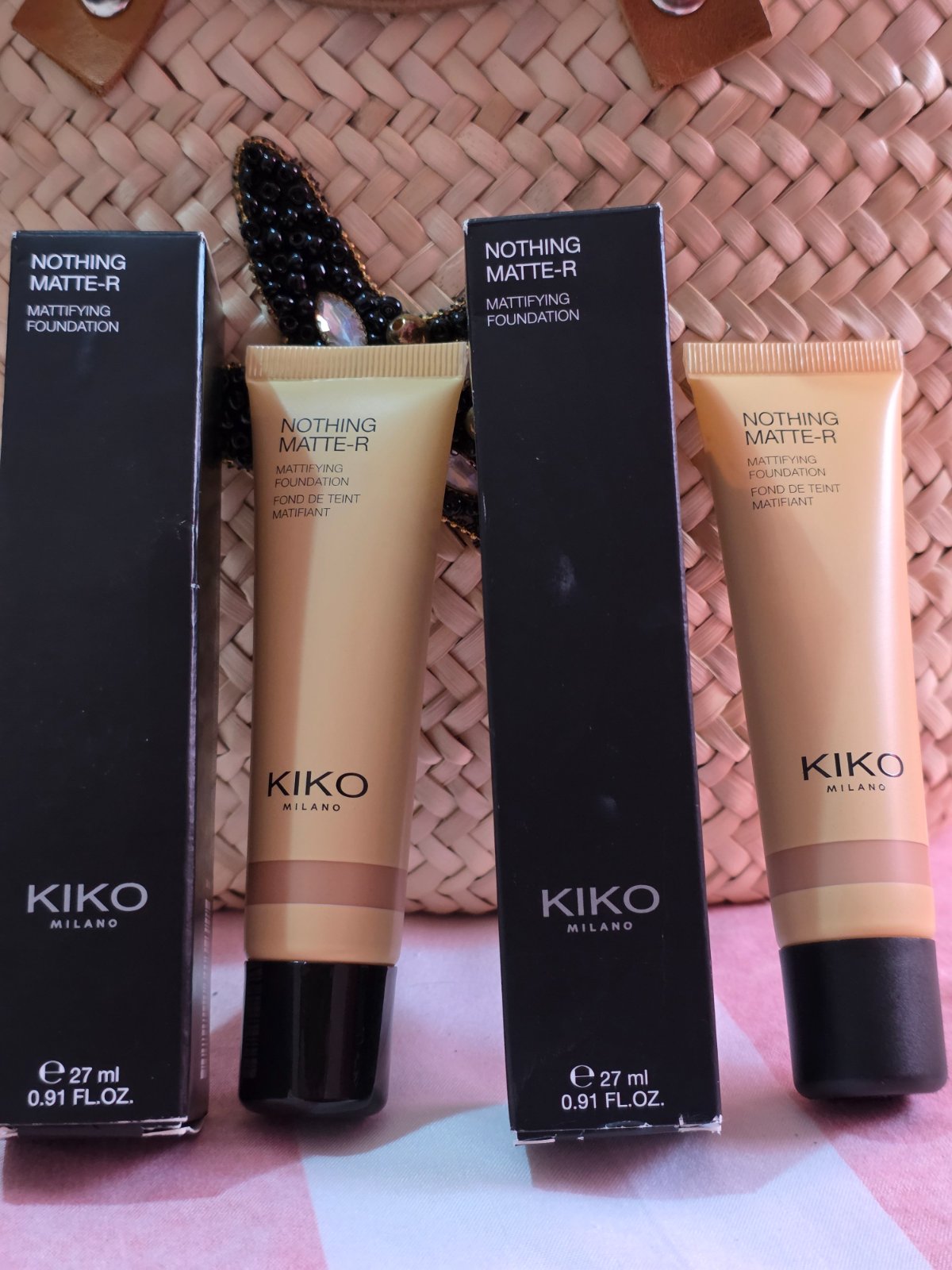 2 fond de teint kiko réf 1,5 neutral et 2 gold jamais utilisée 