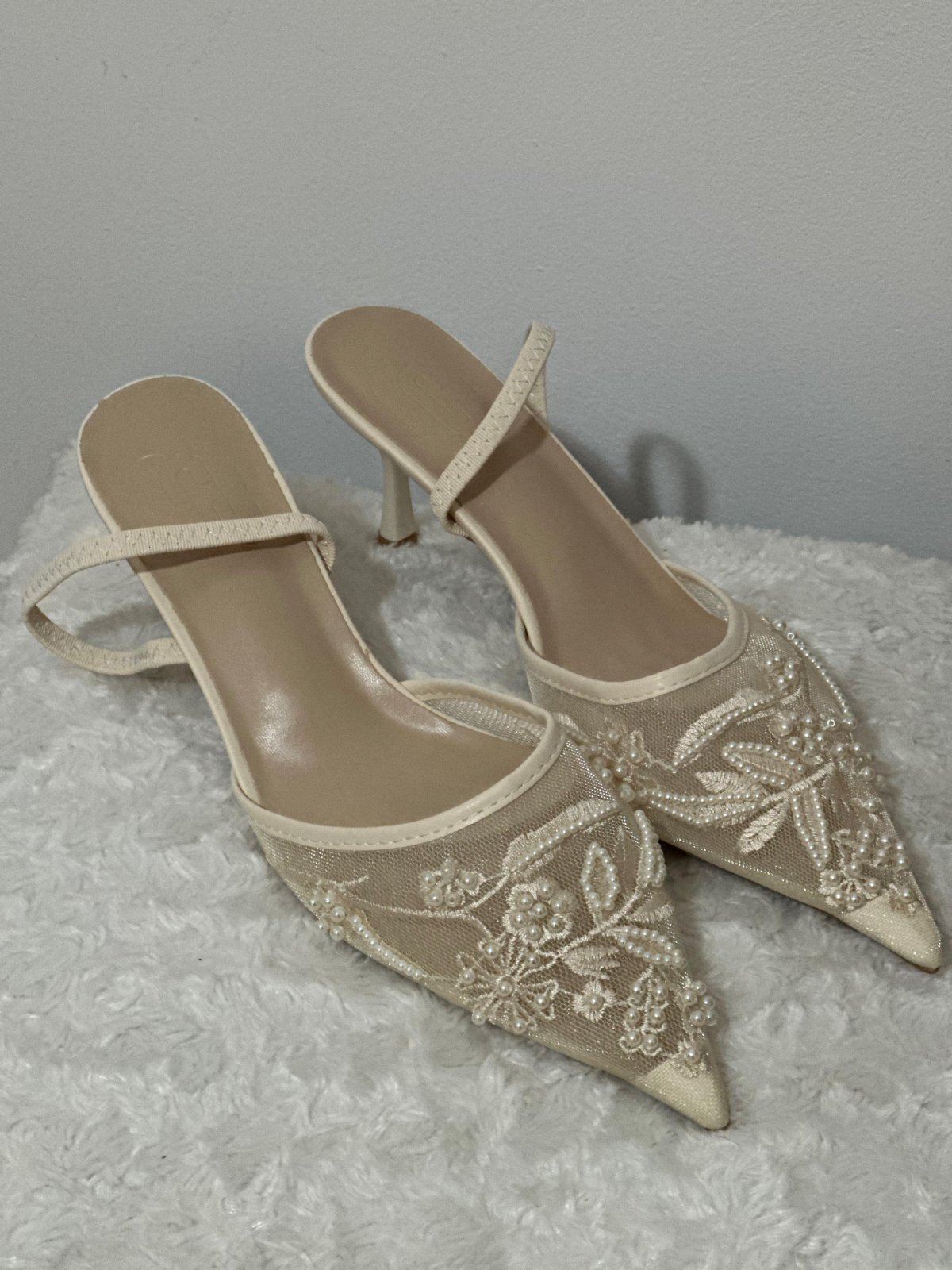 Talon modéle zara jamais portée pointure 39