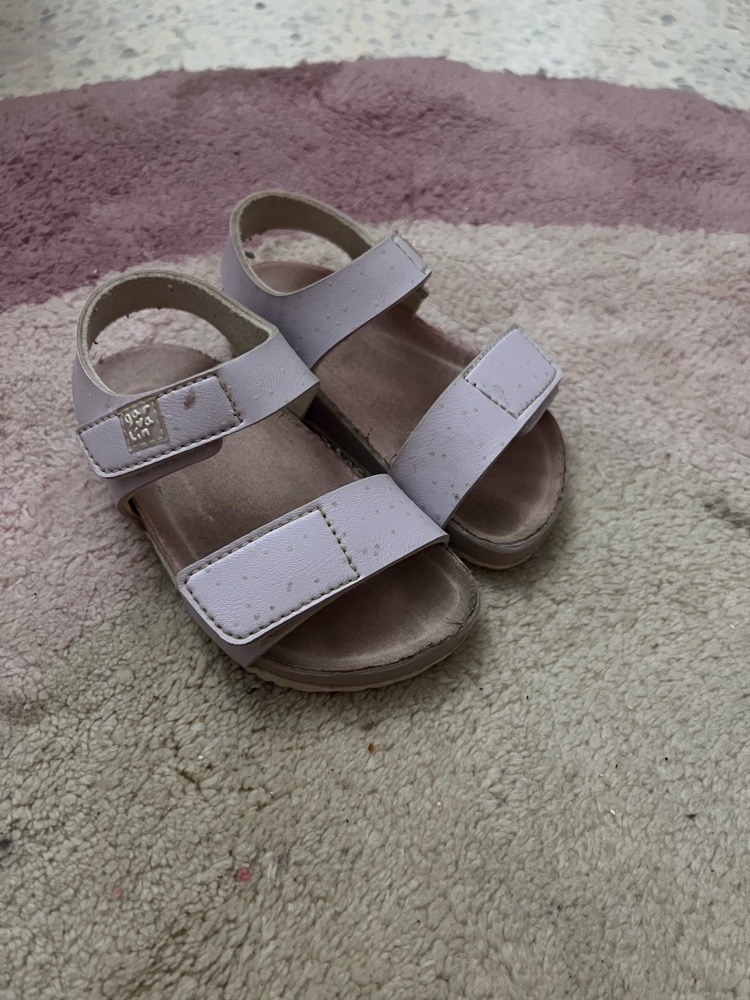 Sandales bébé fille – Rose pâle, confortables et élégantes
