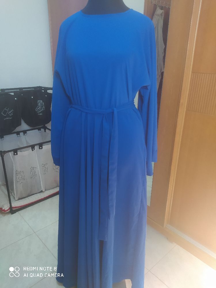 Robe bleu roi chic ccloche 