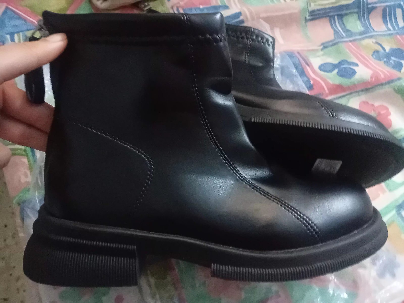 Bottines neuves,  jamais portées
