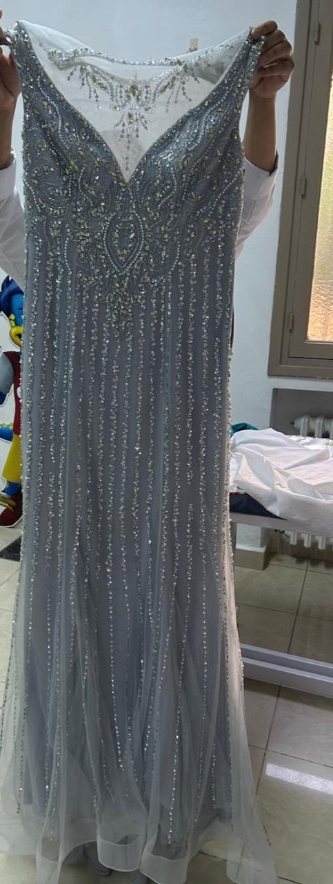 Tres belle robe soirée 