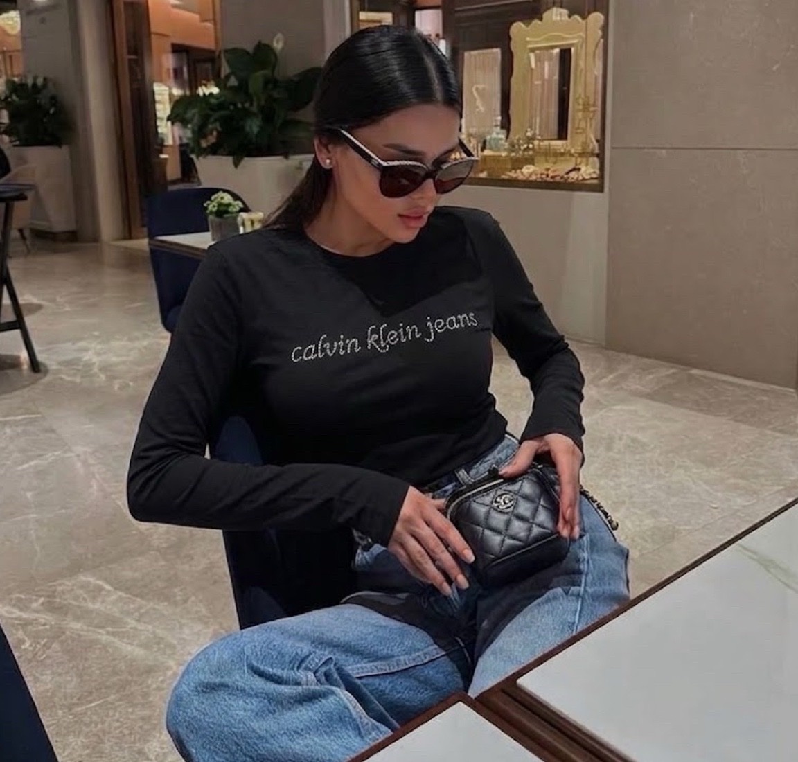 Pull noir Calvin Klein