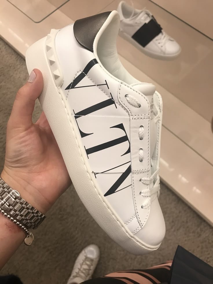 Valentino 