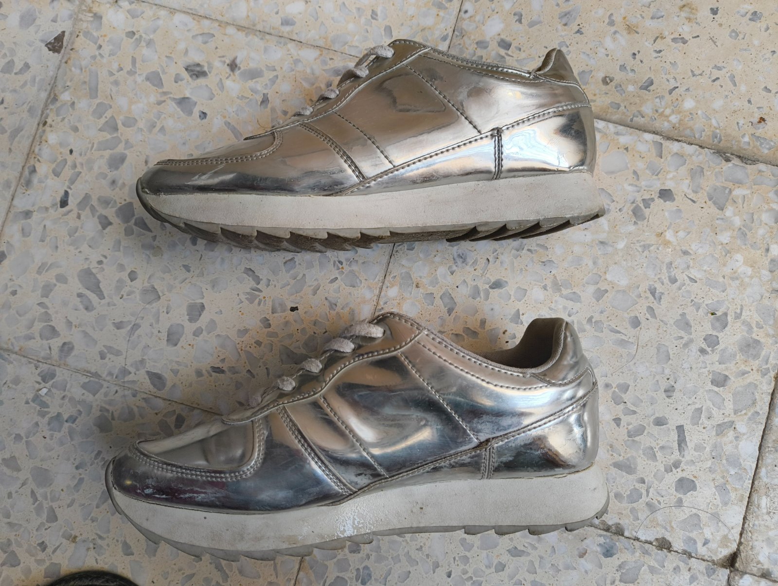 Bershka Trendy Silver Sneakers 🩶