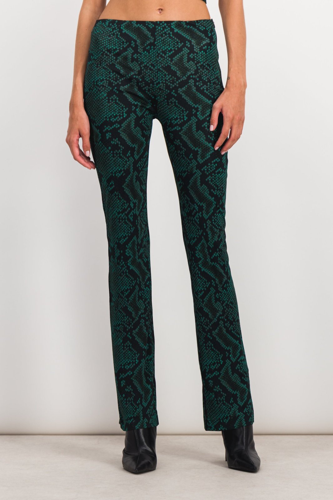 Gerry Weber Snake Print Green Pants 🐍