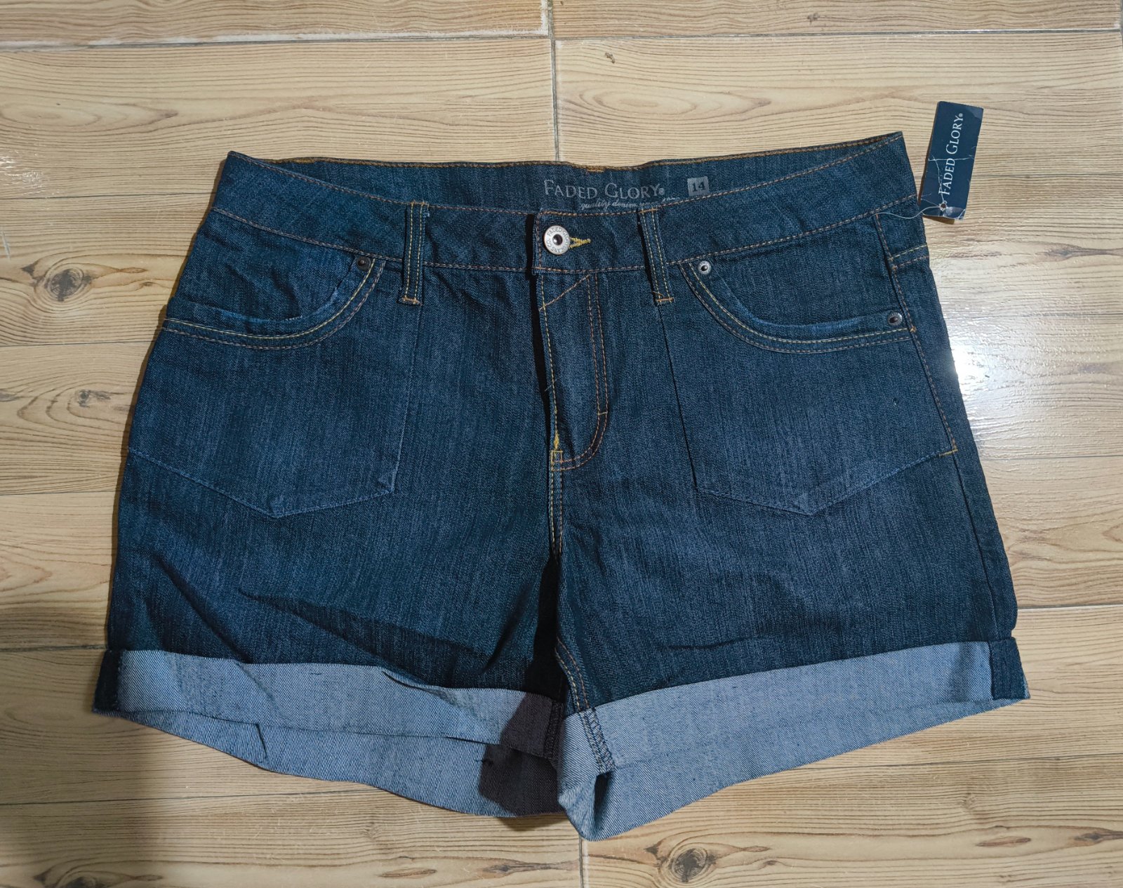 Faded Glory Large denim shorts 💙