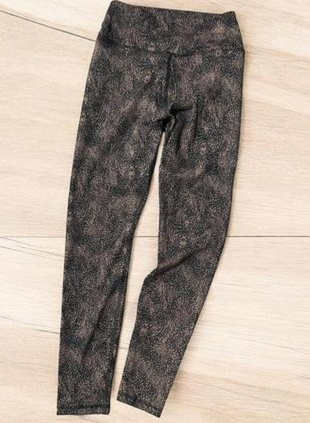 Crivit printed leggings for yoga and pilates 