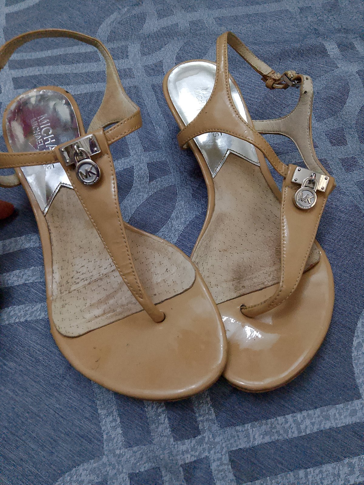 Chaussure femme beige 