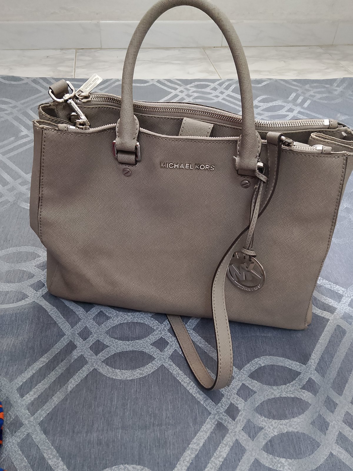 Sac gris MK