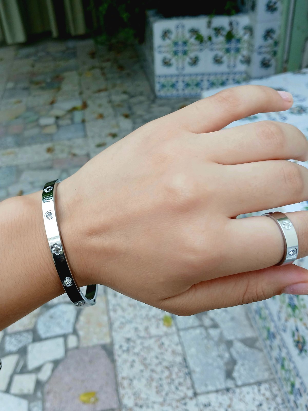  Cartier Love