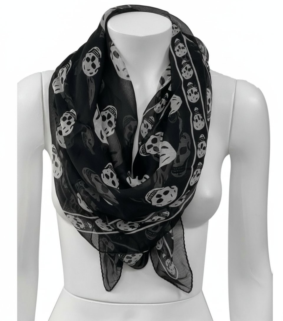 Foulard Alexander MacQueen soie Skull piece iconique