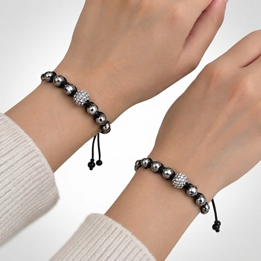 Bracelets élégants  lot de noir et argenté – Style chic et raffiné 🖤