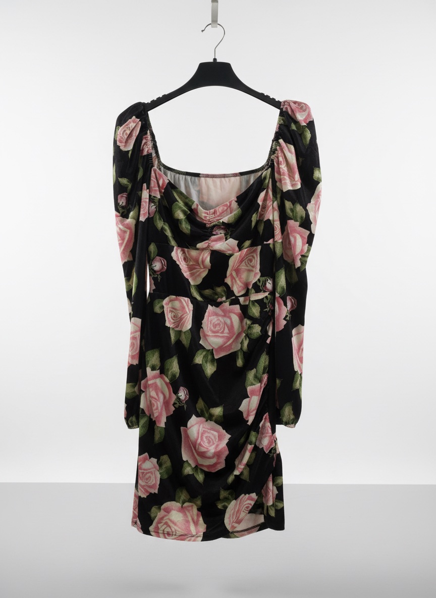 Robe florale en velours 