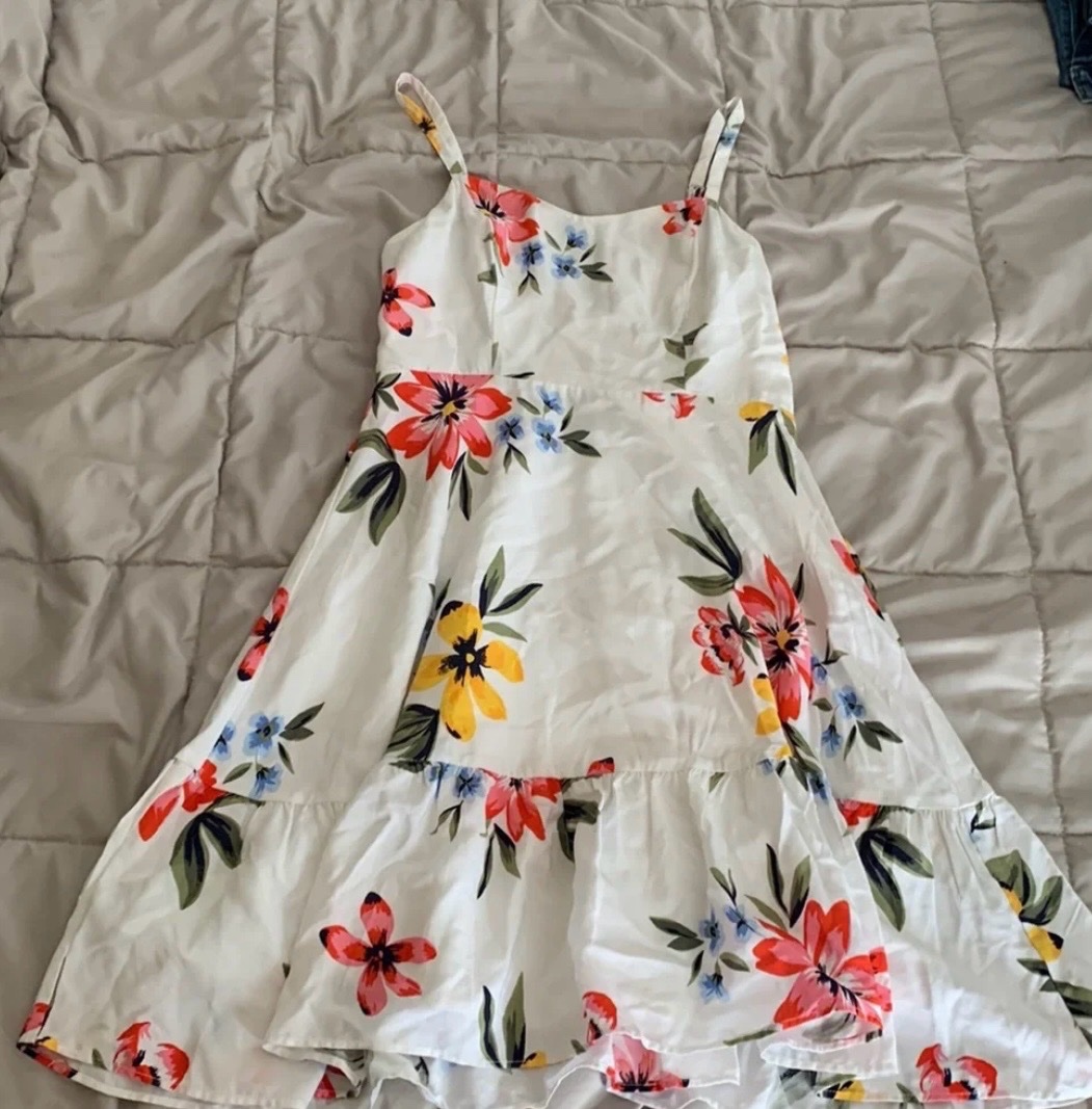 🌸 Robe d’été fleurie Old Navy – Taille M