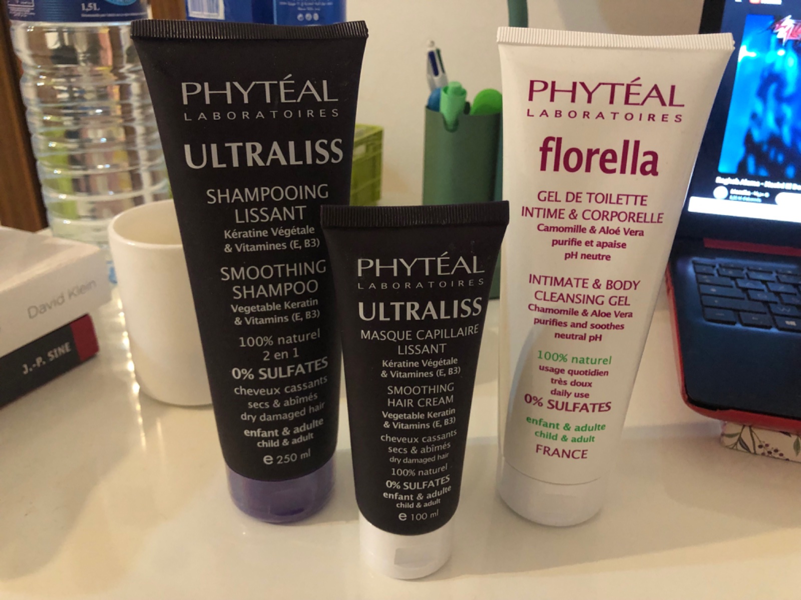 Shampooing + masque capillaire + gel corporelle et intime de la marque PHYTÉAL 