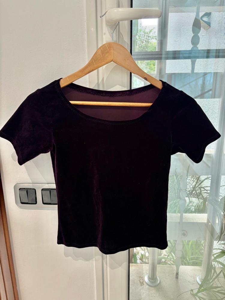 T-shirt de soirée en velours mauve aubergines