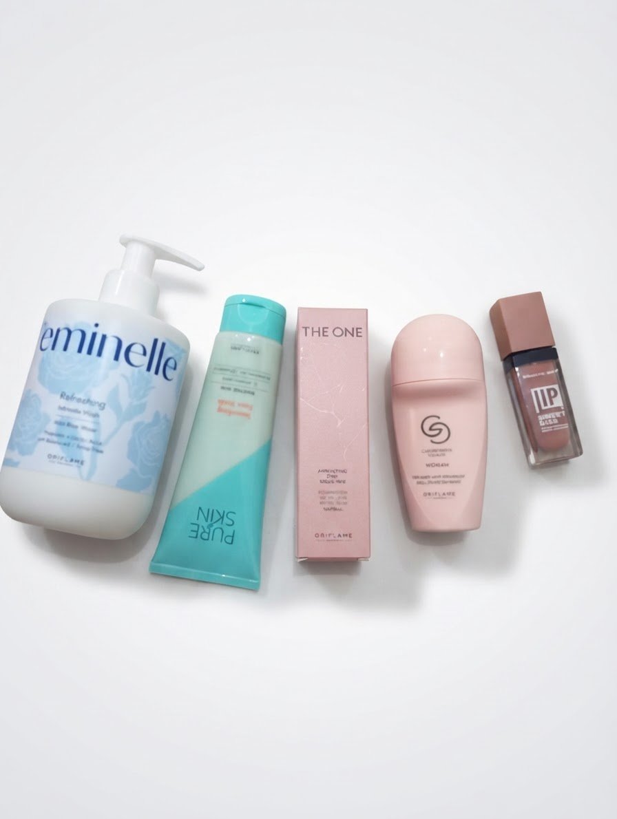 💖👌Un magnifique pack contient un déodorant Anti-perspirant un fond de teint pour peau claire un gommage visage un rouge à lèvres matte, غسول منعش للمناطق الحساسة بماء الورد♥️♥️ 