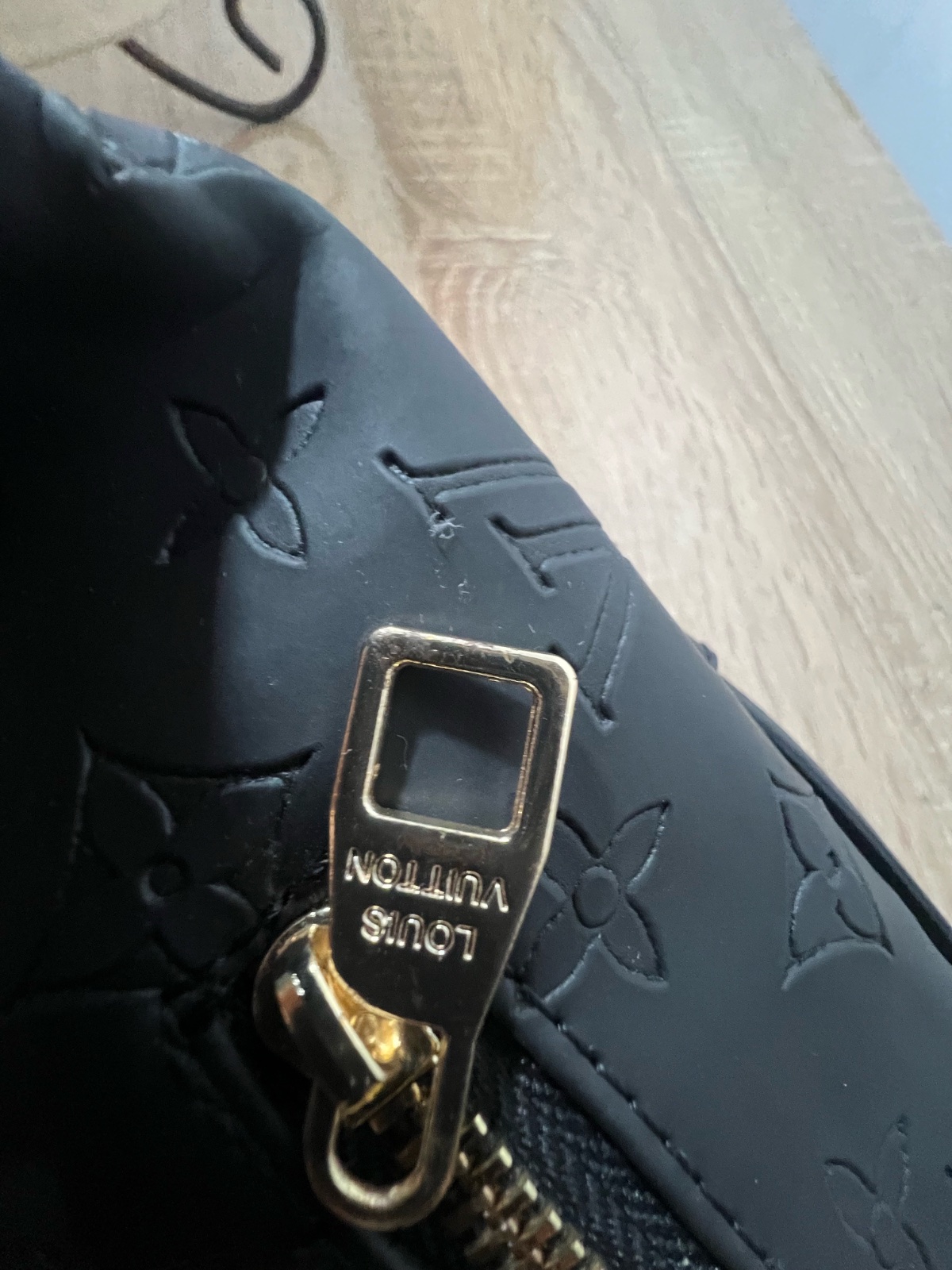 Sacoche louis vuitton original 