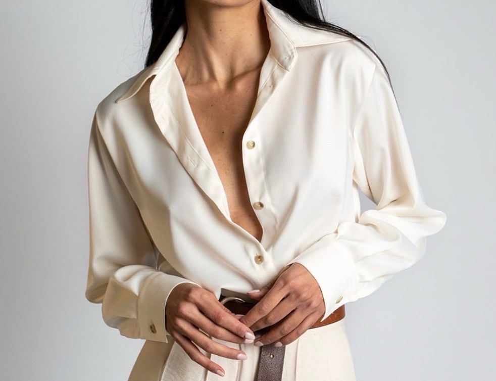 Chemise blanc cassé de la marque Zoda 