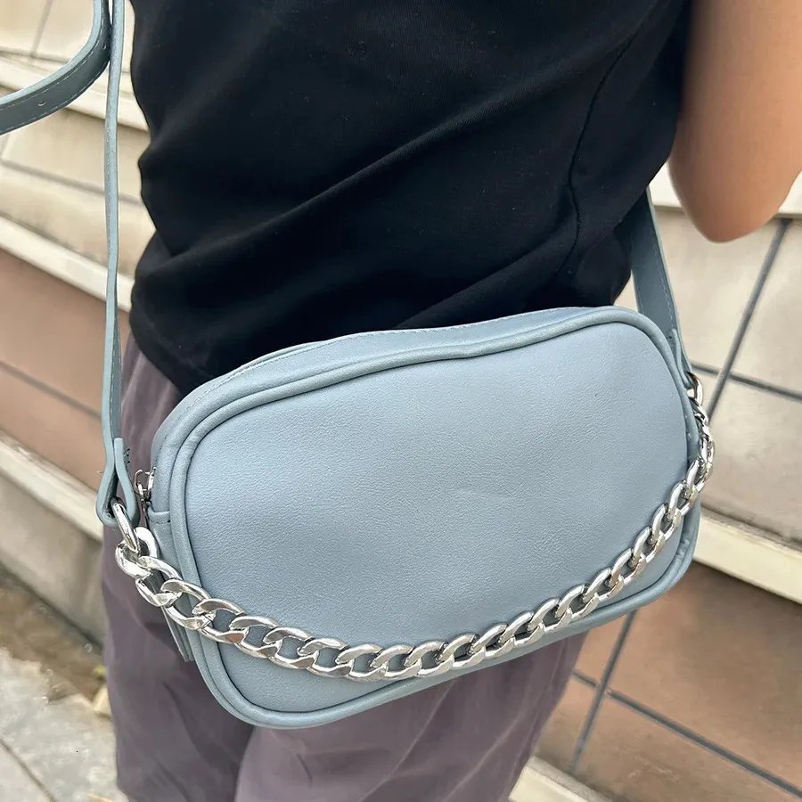 Sac à bandoulière stradivarius neuf