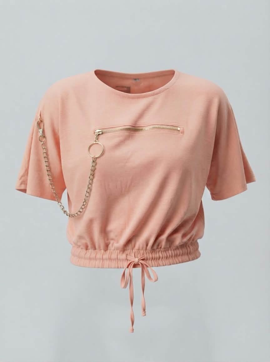 Crop top rose avec fermeture et chaîne dorée