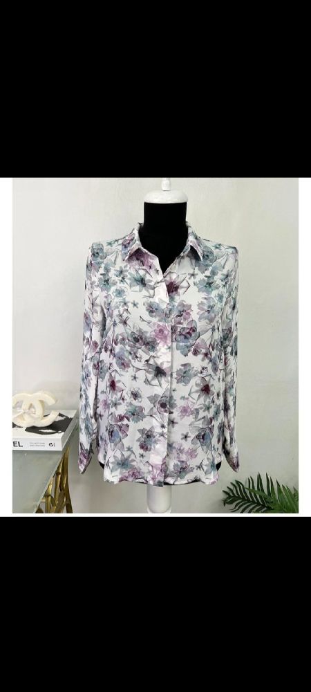 Chemise H&M satinée jamais porté sans défaut 🤍🌟🤍🌟 تلبس 36حتى 38