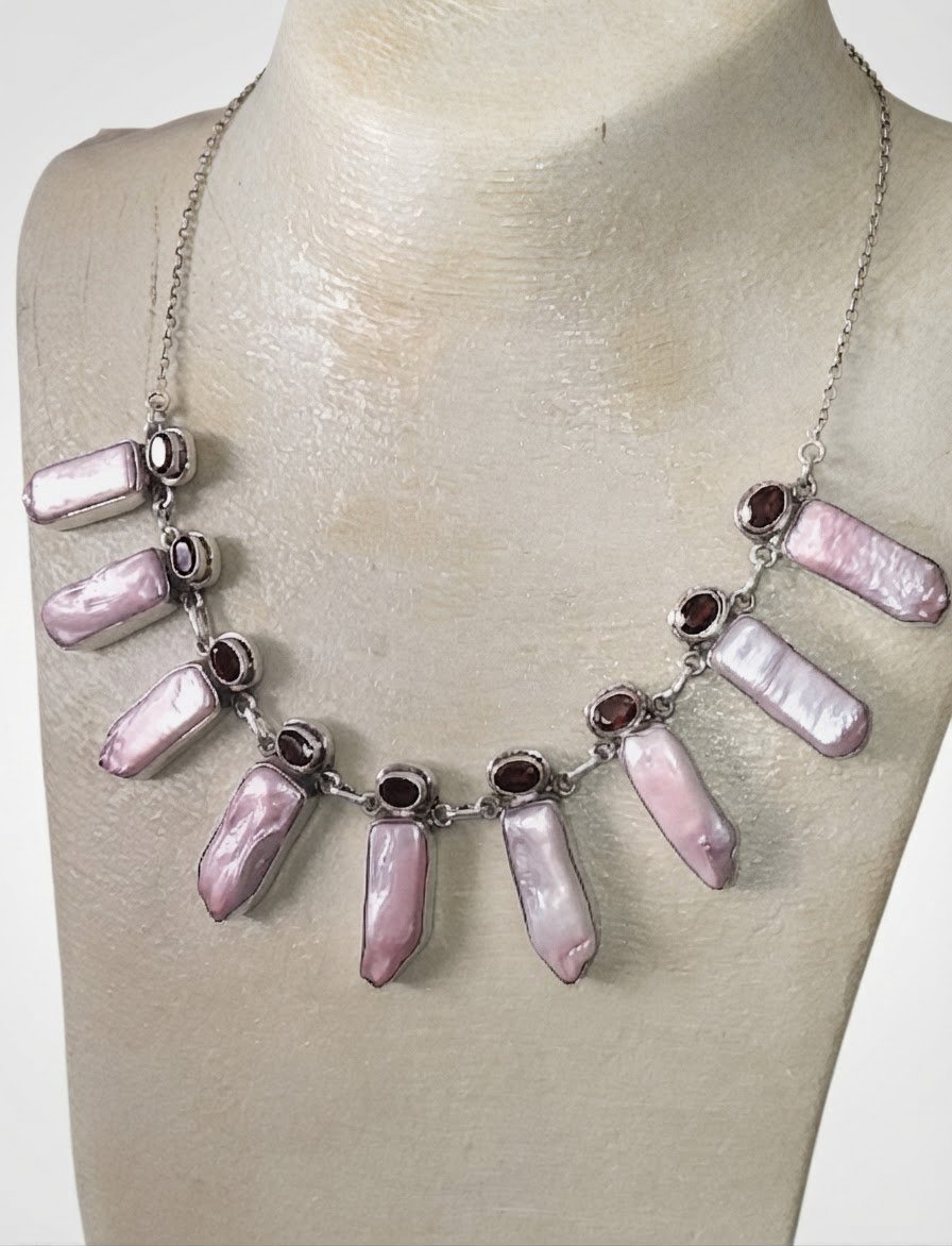 Collier en argent 925 vintage  avec pierres naturelles Grenat gemme et Nacre 
