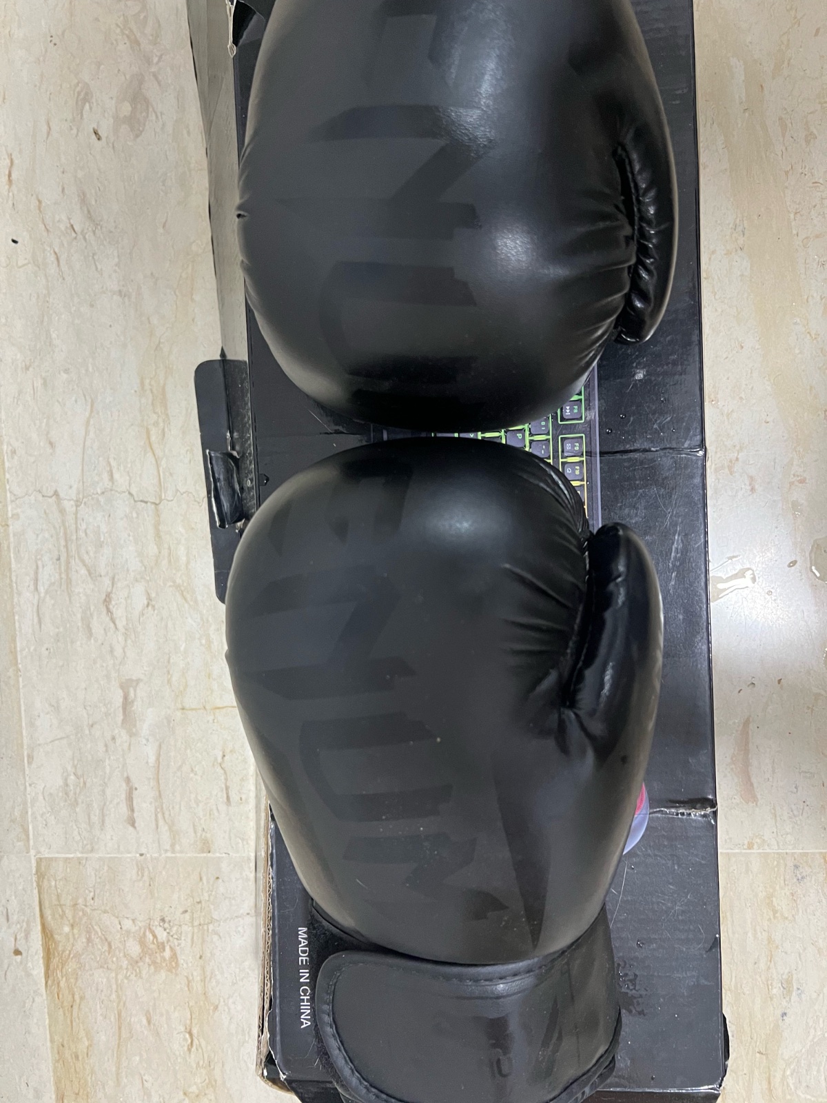 Gloves venum