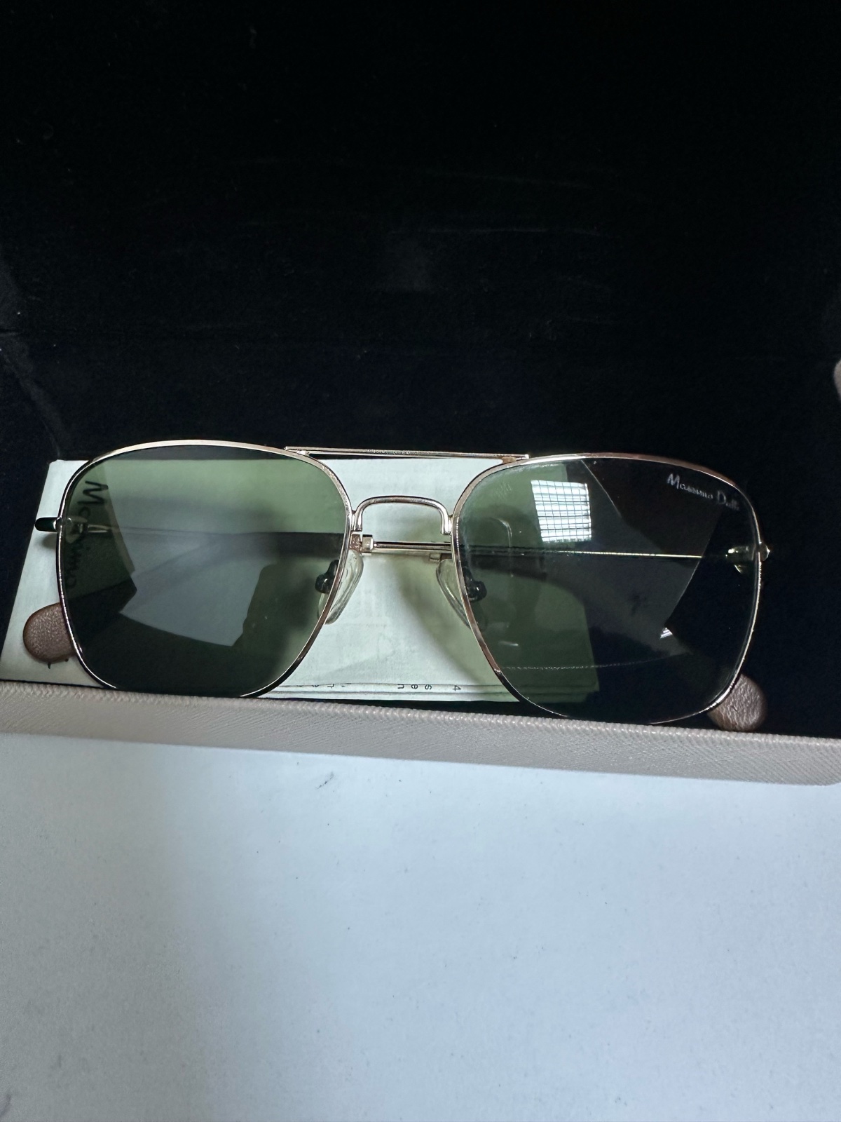Lunette de soleil massimo dutti