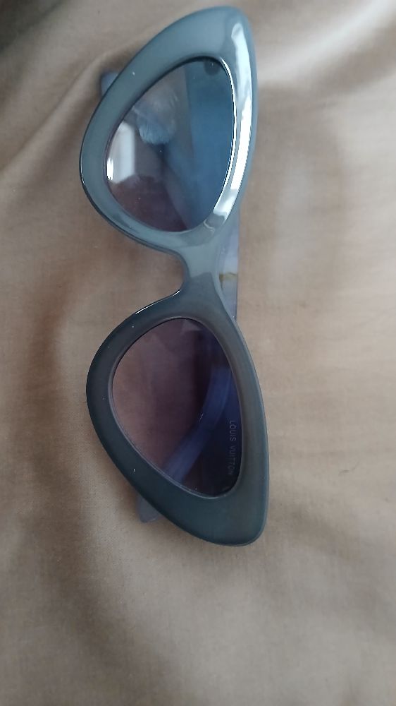 Lunette soleil Louis vuitton