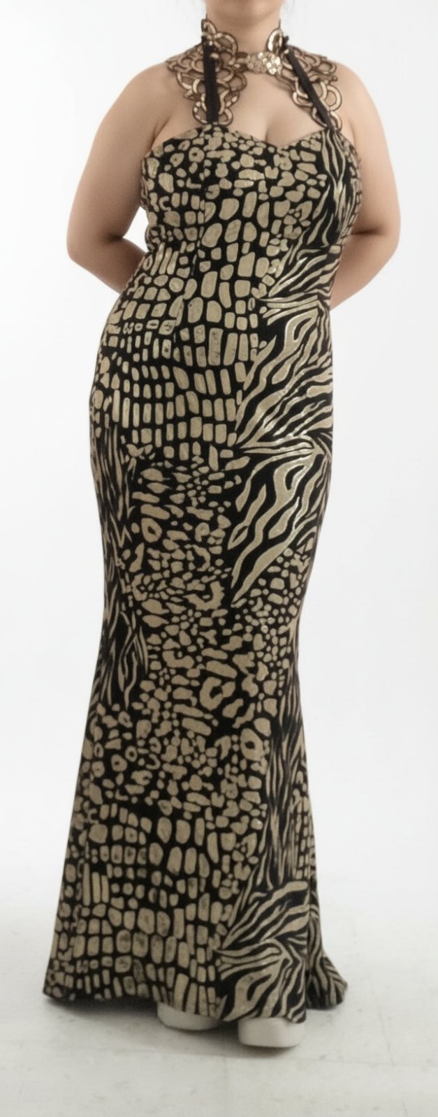 Robe soirée,chic , noire doré, la taille 38,40 