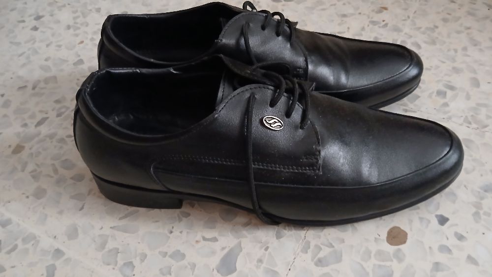 Chaussures noire homme 