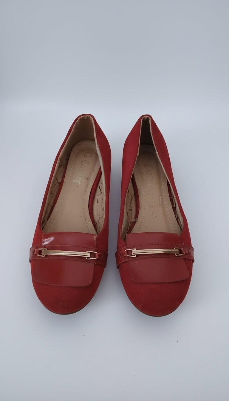Chaussures rouge très tendance et chic, pointure 37