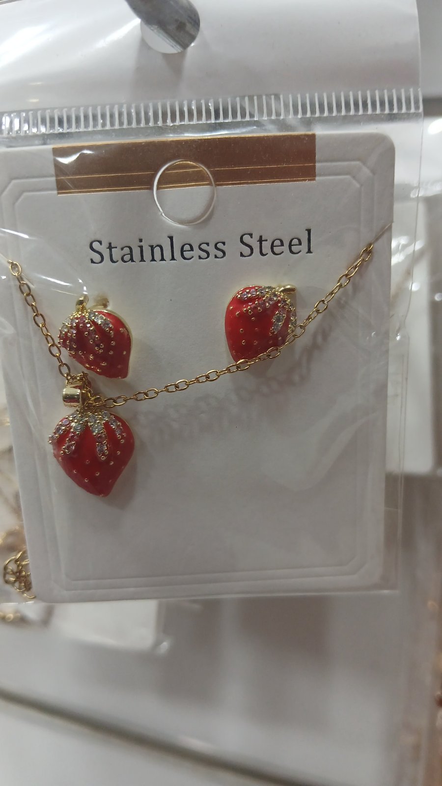 Boucle d'oreille fraises 🍓 