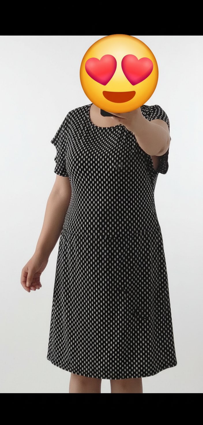 Robe noire tendance d'été,la taille 40,42 