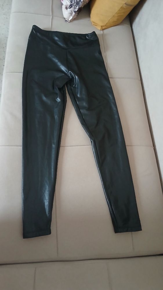 Pontalon noire élastique, semi cuir, ylabes s,m,l,taille haute 