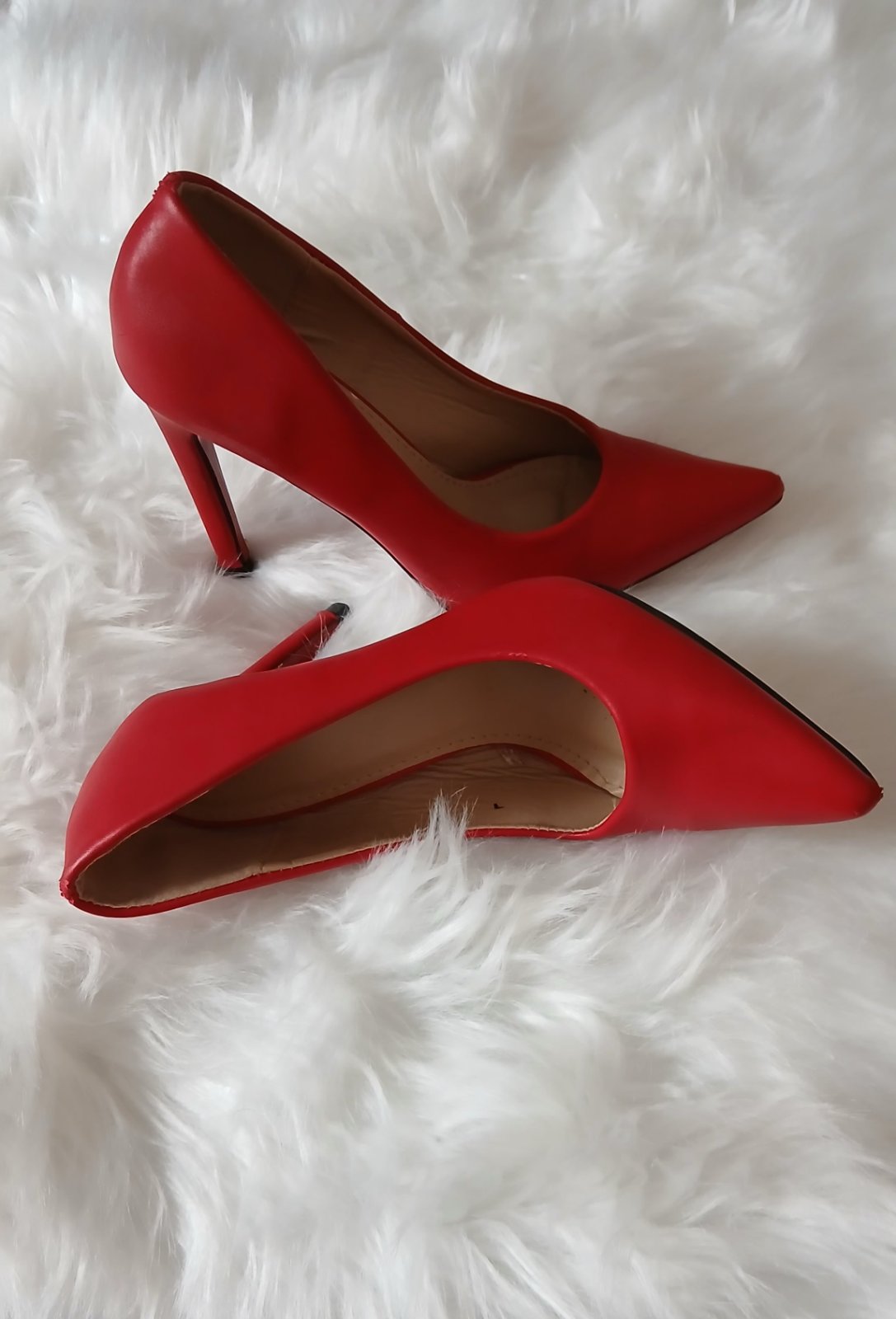 Escarpins talons rouge bordeaux, jdid w ndhif,chic 