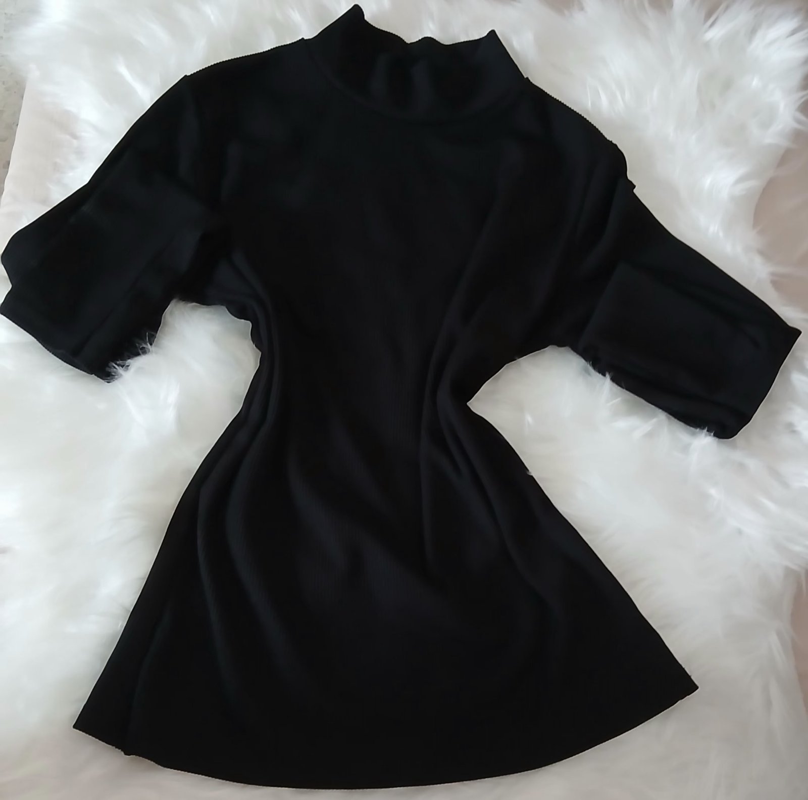 Pull basic noire, la taille 36,38, s,m
