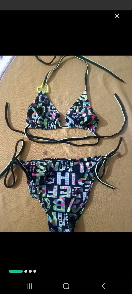 joli pikini multicolore pour fille de 10-12 ans tt neuf