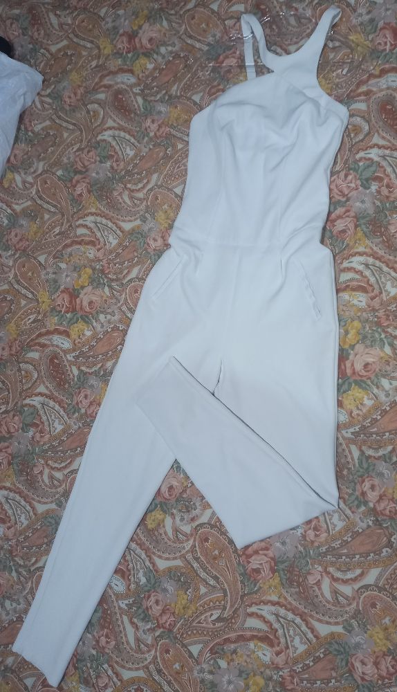 magnifique combinaison blanche de bershka 