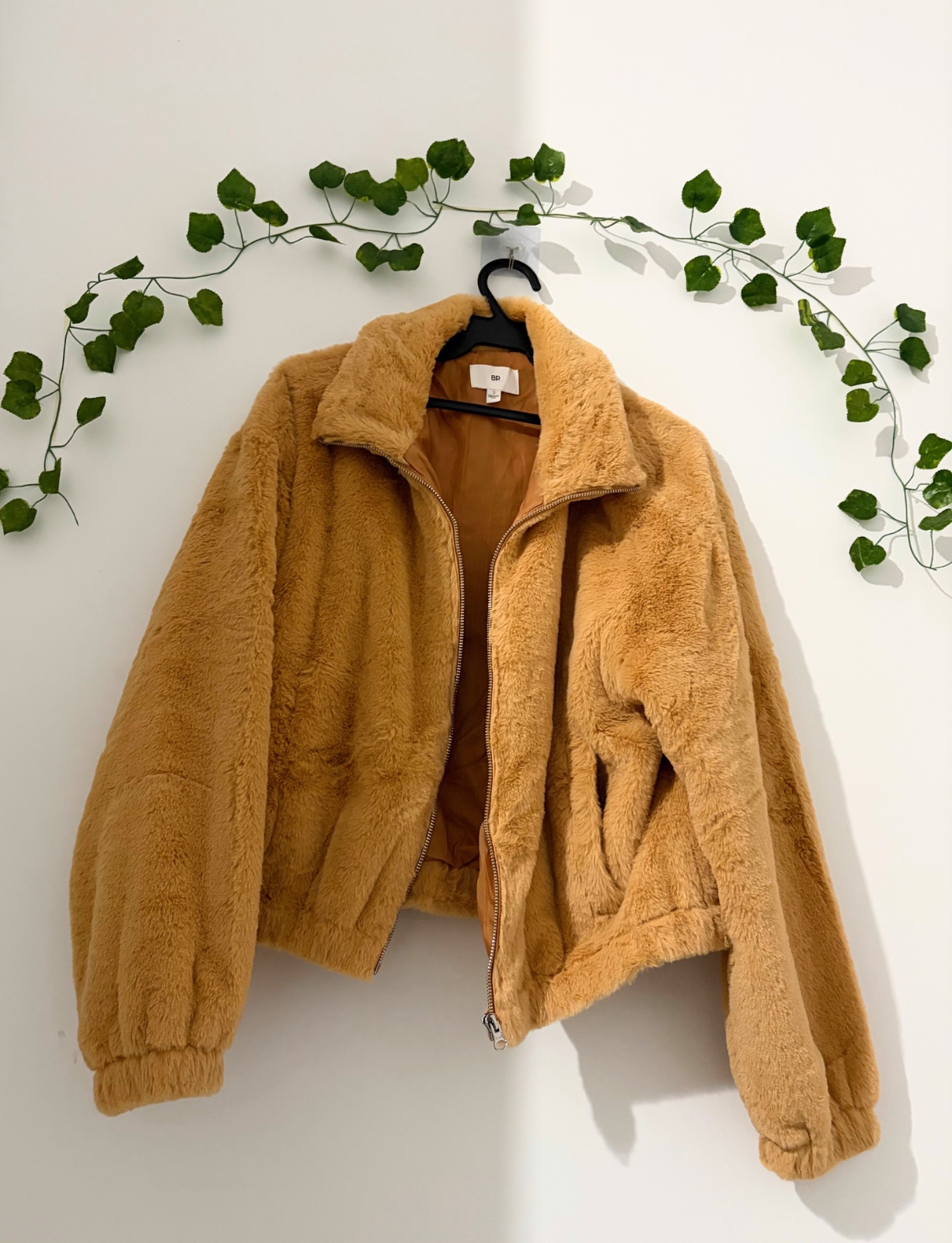 ✨ 𝐌𝐚𝐧𝐭𝐞𝐚𝐮 𝐭𝐞𝐝𝐝𝐲 𝐞𝐧 𝐟𝐚𝐮𝐬𝐬𝐞 𝐟𝐨𝐮𝐫𝐫𝐮𝐫𝐞 𝐁𝐏 – 𝐂𝐨𝐮𝐥𝐞𝐮𝐫 𝐜𝐚𝐦𝐞𝐥 ✨