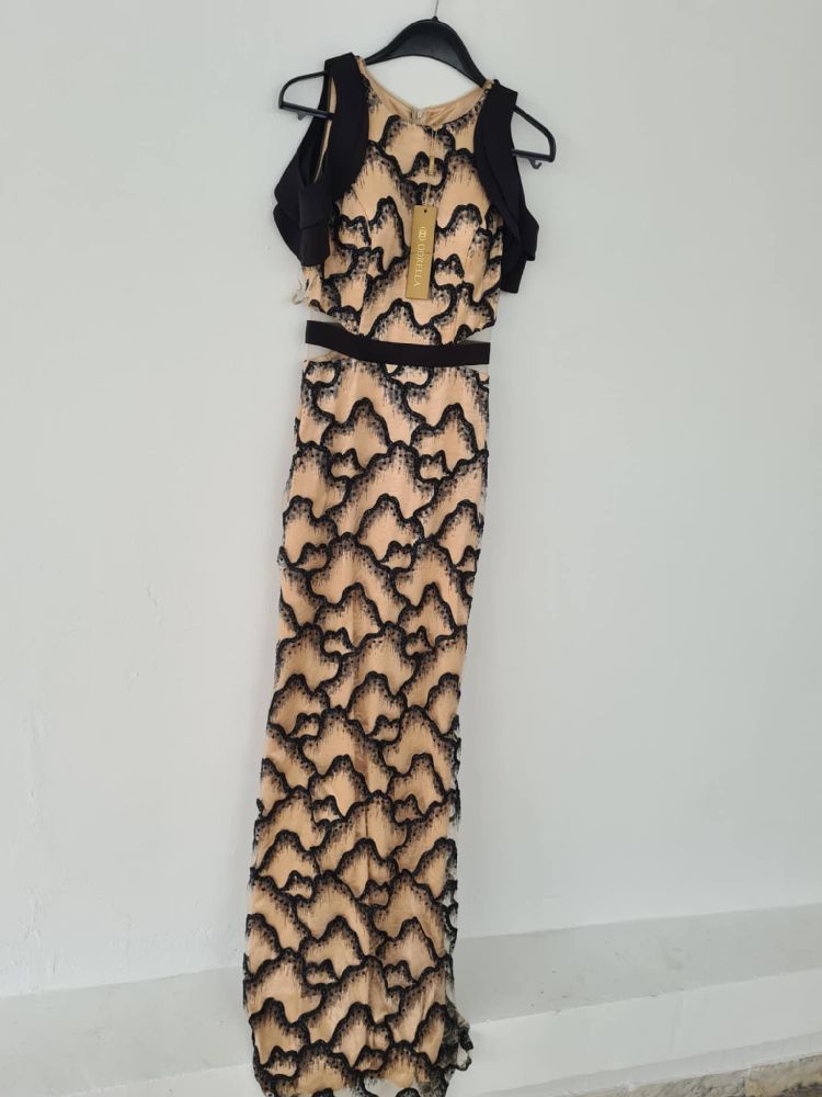 Robe soirée avec étiquette 