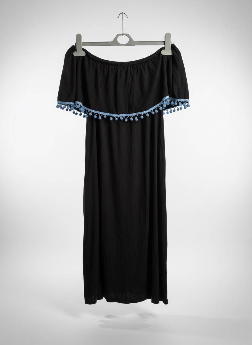 Robe avec ponpons 💙