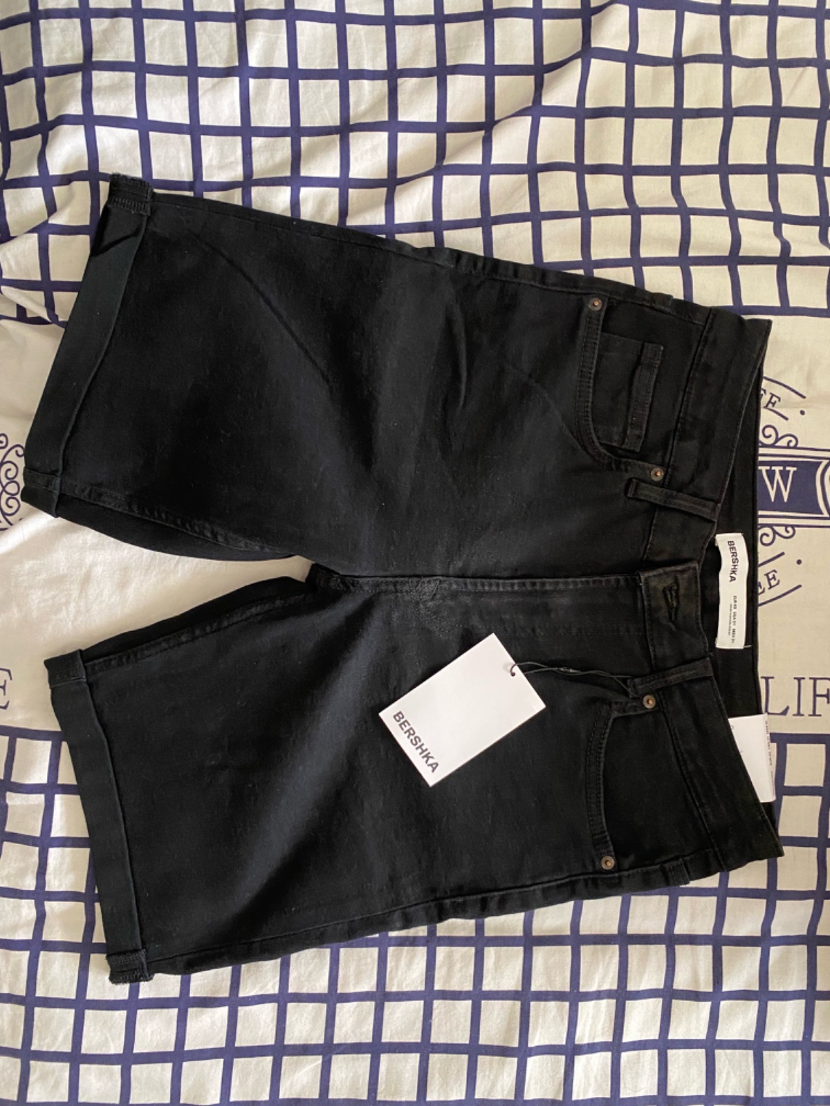 Short bershka neuf