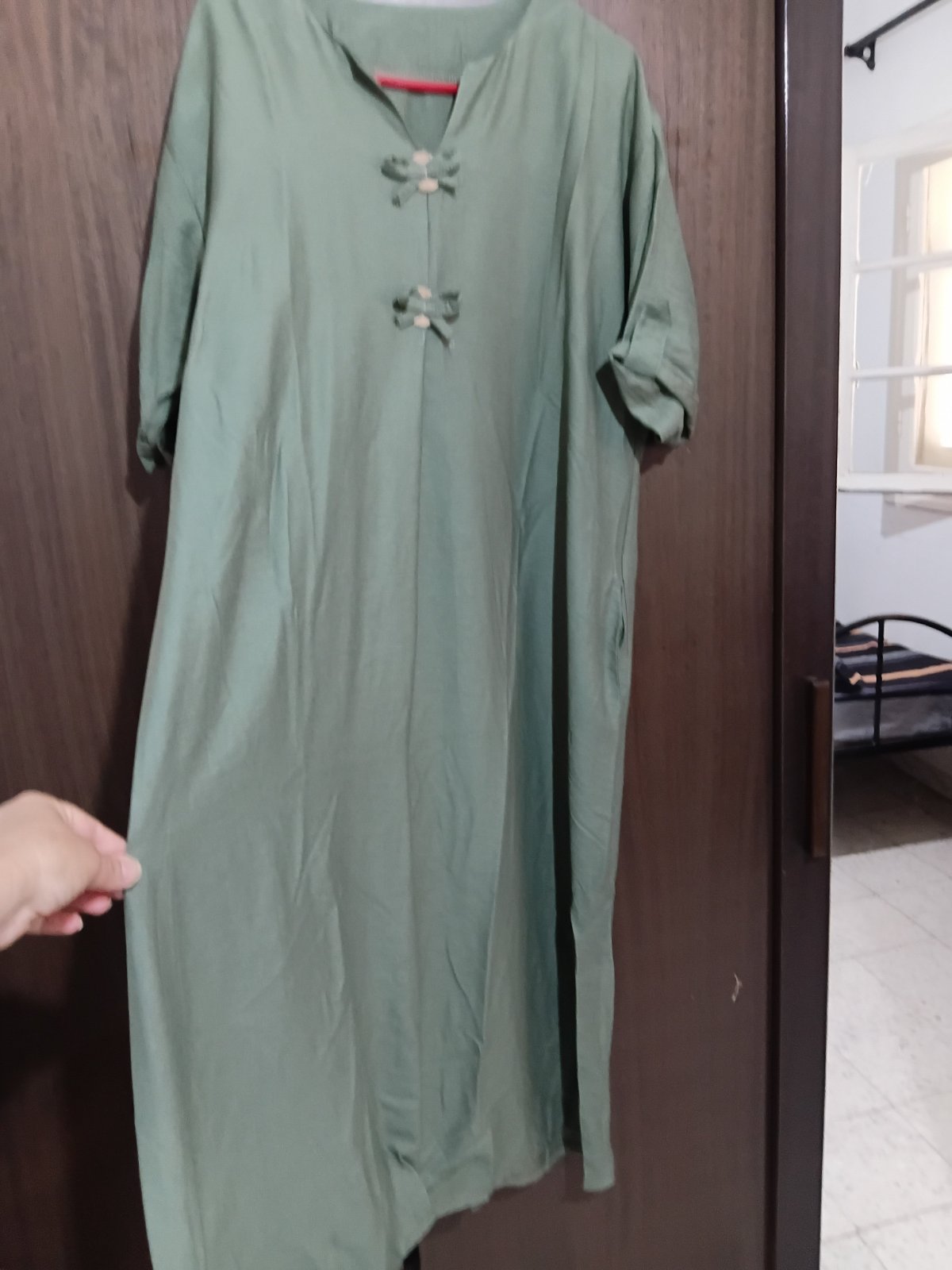 Robe très jolie neuf jamais porté tlabes m et l kemraya still oversize 
